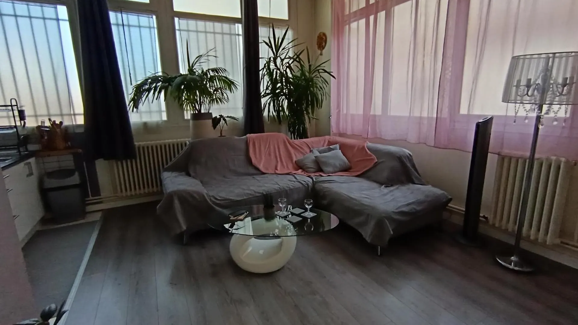 T2 Atypique Quais De Seine Apartment Alfortville France